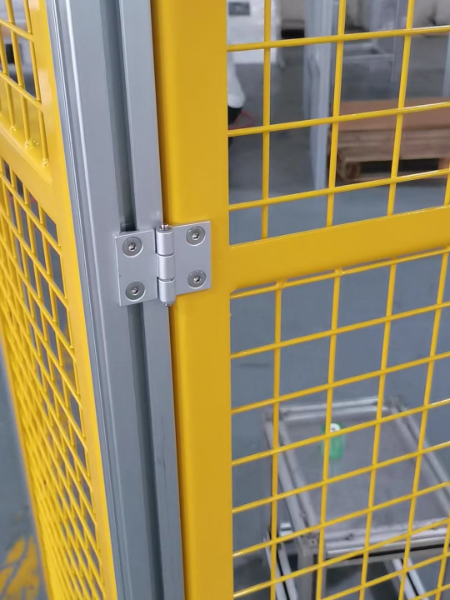 工業(yè)鋁型材合頁(yè).jpg 工業(yè)鋁型材合頁(yè).jpg