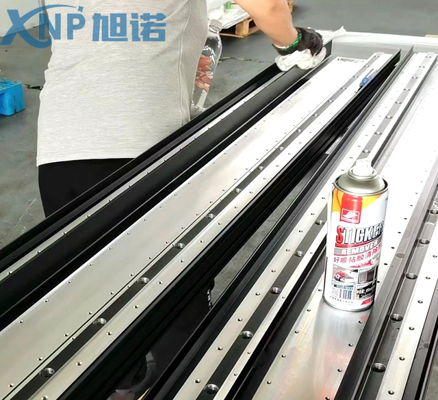 工業(yè)鋁型材表面清洗方法.jpg 工業(yè)鋁型材表面清洗方法.jpg